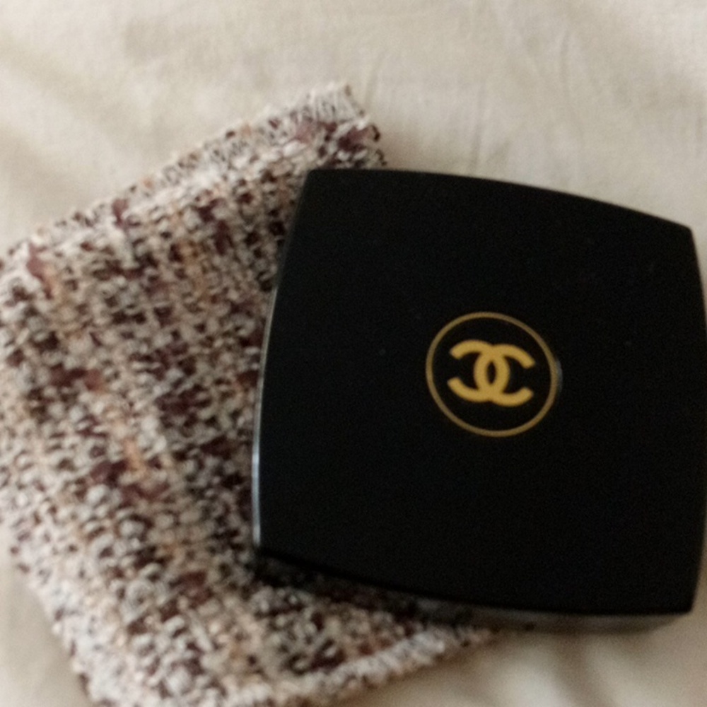 Chanel Les ombre tweed limited edition palletteq 937